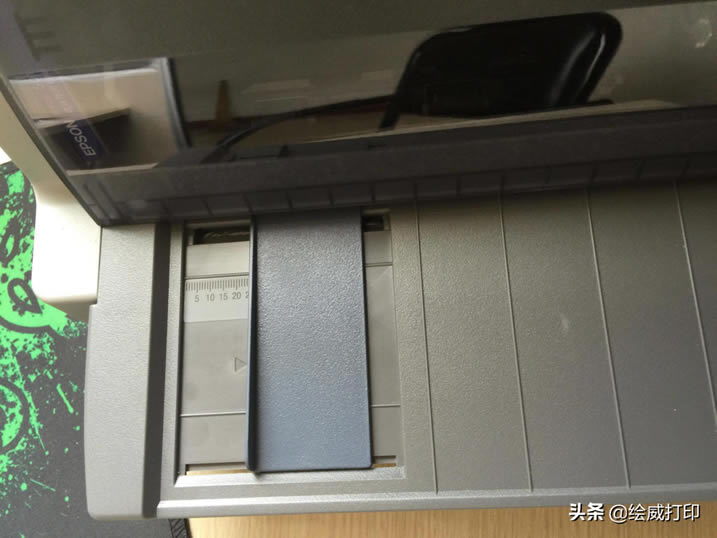 ��ӡ�C(j��)��ӡ�l(f��)Ʊ�r��ӡ��(n��i)����ƫ�ƣ������@�Ӵ�ӡ�p�ɽ�Q���}