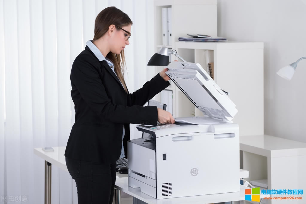 ����ô�ӡ�C���ļ������һ����pdf�ļ����¼��ܣ�