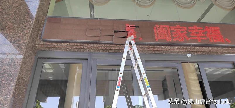 LED�����W�q��������ˣ�������һ�Wһ�W�Зl�y���Ͻ�Q����