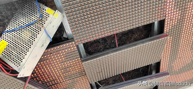 LED�����W�q��������ˣ�������һ�Wһ�W�Зl�y���Ͻ�Q����