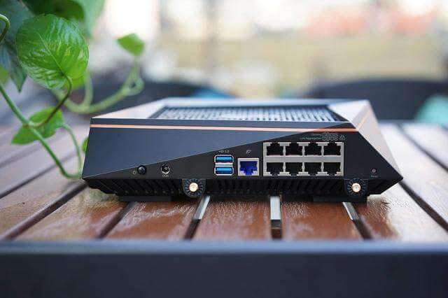 �A�TROG GT-AC5300·�����M�W����