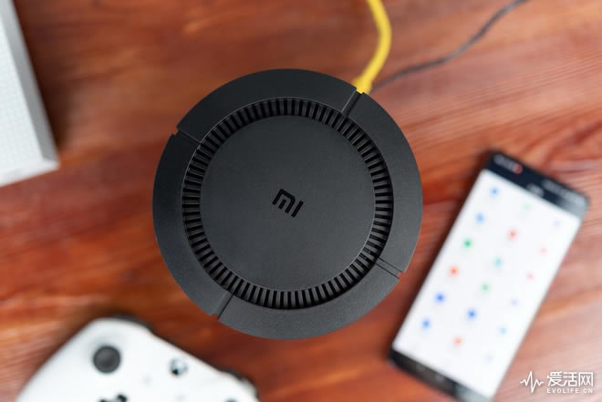 С��ȫǧ��·��AC2100�y(c��)�u(p��ng)