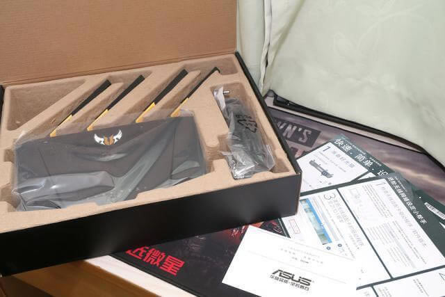 ͬ��WiFi6 �h(yu��n)���ߵ͸���ͬ �A�TTUF-AX3000 PK �W(w��ng)��RAX40