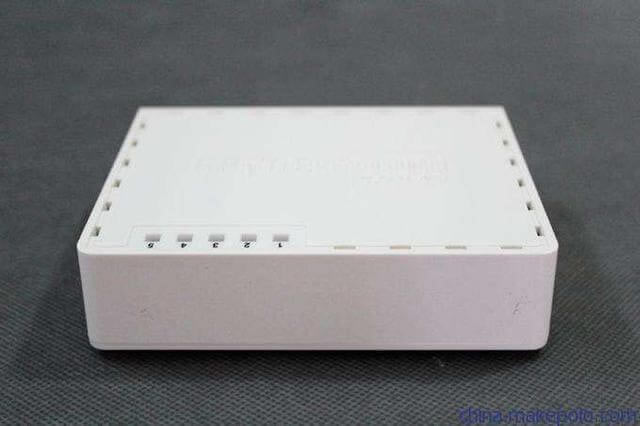 ʲô��ܛ·�ɺ�Ӳ·�ɣ����ߵą^�e��ʲô��