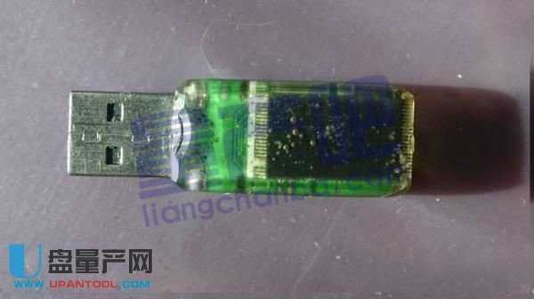 �U��MP4��������һ��(g��)С����U�P�̳�4