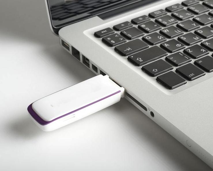 U�P��ʽ���r��κ��������Ԫ��С��