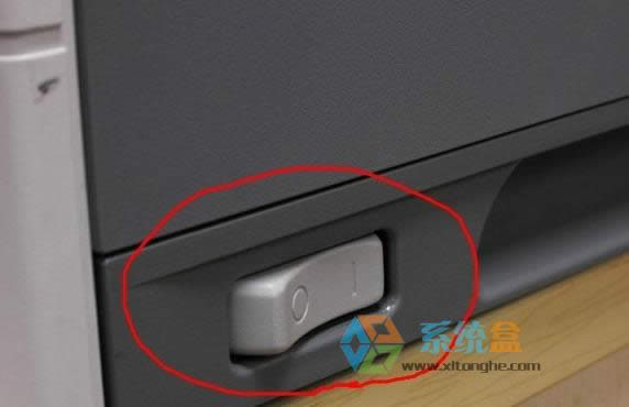 XP系統(tǒng)打印不了提示“一個(gè)文檔待打印,原因?yàn)锳dministrator”如何解決