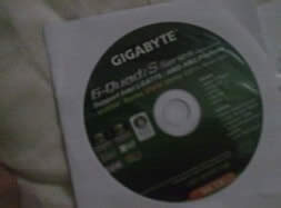 電腦如何用光盤(pán)重裝系統(tǒng)?